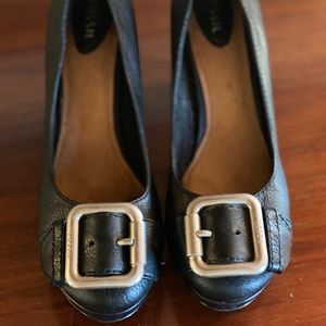 Fossil leather shoes